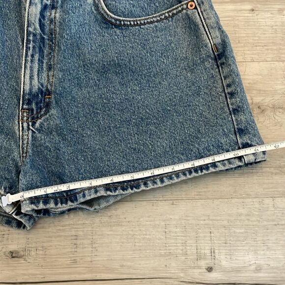 VTG Calvin Klein High Waist Jean Shorts 27 Waist - Picture 11 of 12